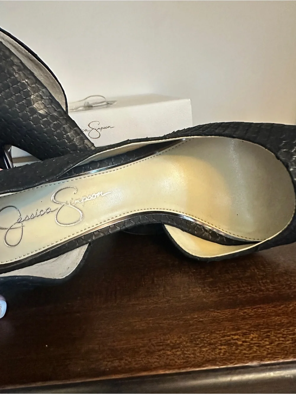 Jessica Simpson Black Snake-Embossed size 12